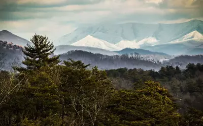 The peaks of the Great Smoky Mountains covered in snow.