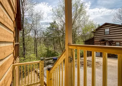 ER18 - Cozy Bear View 24
