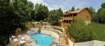 ER18 - Cozy Bear View 26