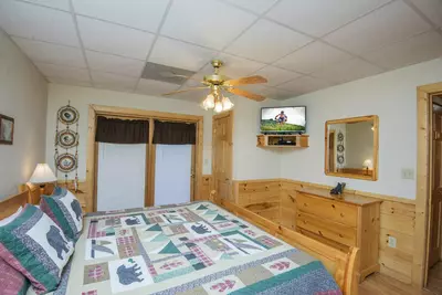 ER226 - Locker's Mountain Hideaway 12