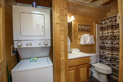 ER228 - Locker's Lodge 10