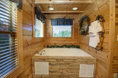ER244 - Black Hawk Hideaway 10