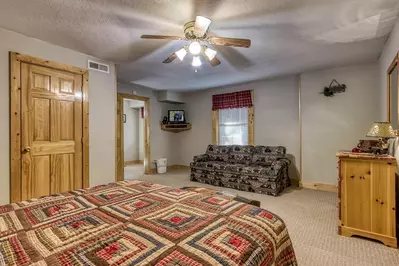 ER259 - Country Charm 18