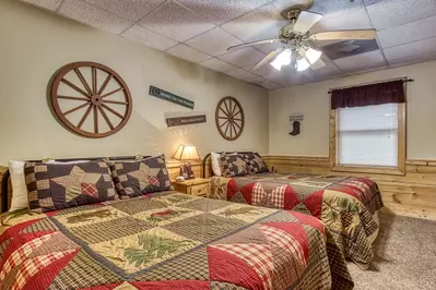 ER305 - Bear Right Inn 45