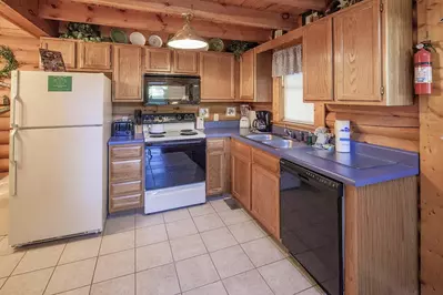 ER36 - Cozy Creekside 8