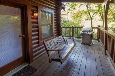 ER36 - Cozy Creekside 22