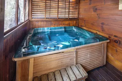 ER38B - Grandma's Hideaway 10