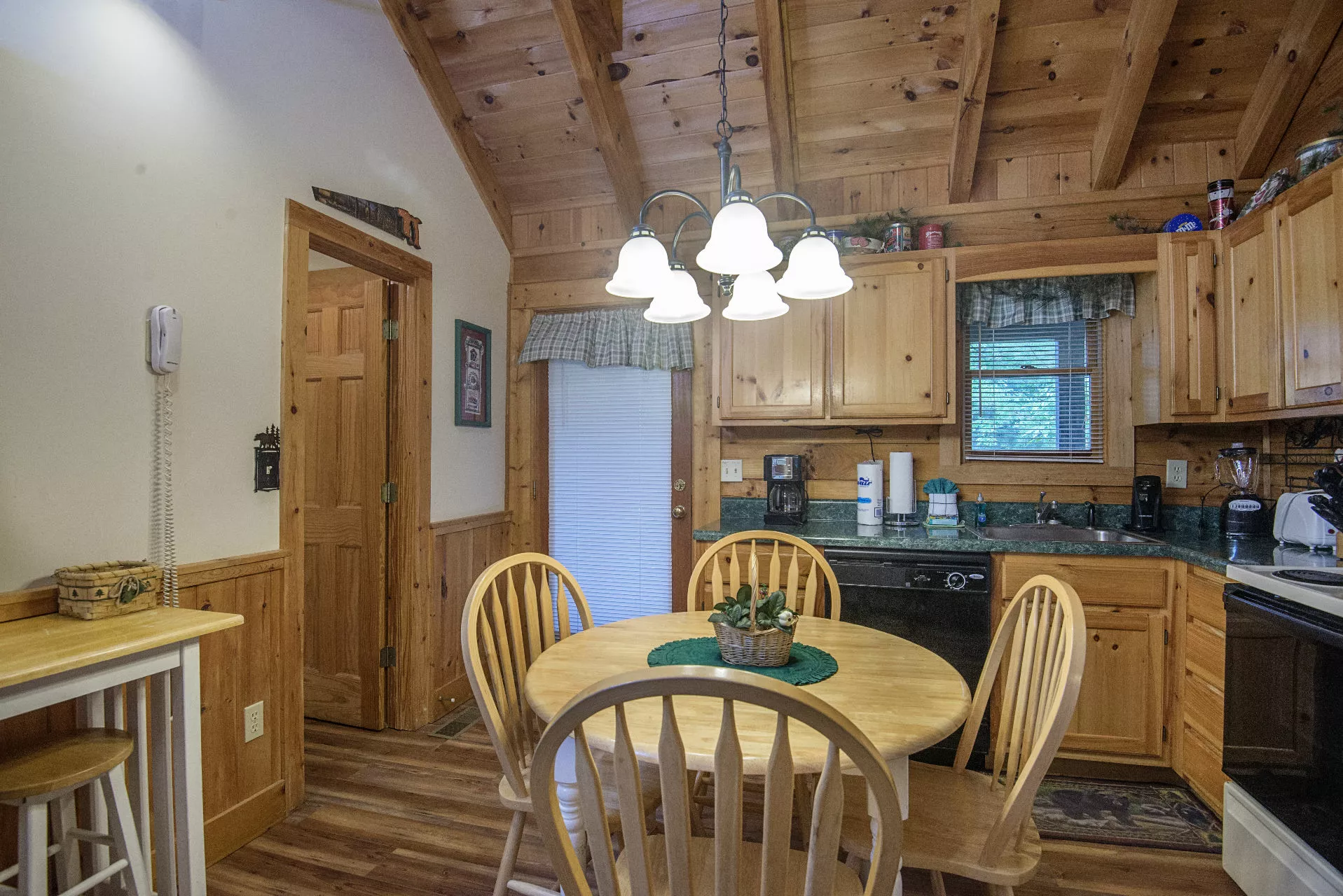 Pigeon Forge Cabins - ER65 - Eagles Point - 2 Bedroom