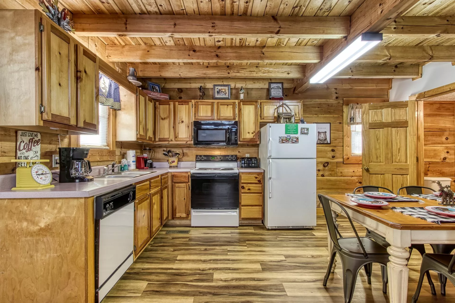 Pigeon Forge Cabins - Er83 - Savage Loft - 2 Bedroom