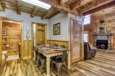 ER83 - Savage Loft 8