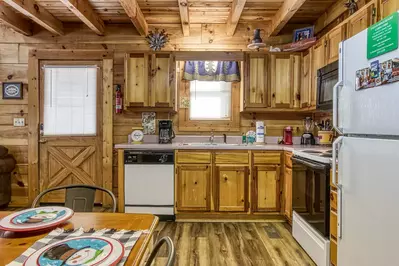 ER83 - Savage Loft 9