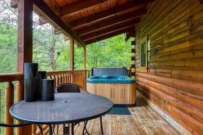 ERN834 - Lakeside Getaway 15