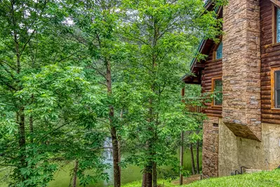 ERN834 - Lakeside Getaway 27