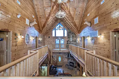 ERN854 - Wagon Wheel Lodge 33
