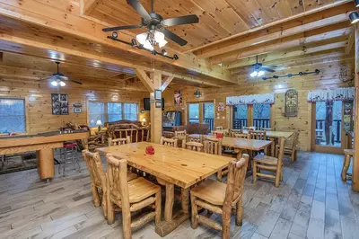 ERN854 - Wagon Wheel Lodge 56