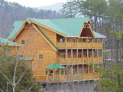 ERN854 - Wagon Wheel Lodge 75