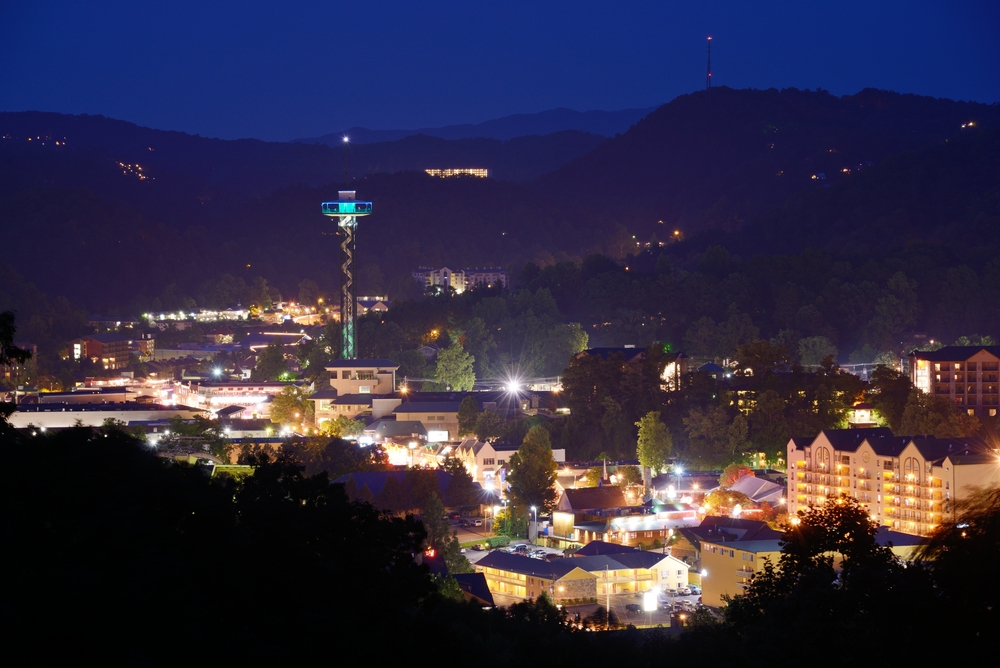 The,Skyline,Of,Downtown,Gatlinburg,,Tennessee,,Usa,In,The,Great