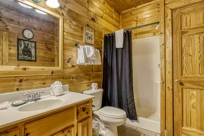 ERN854 - Wagon Wheel Lodge 37