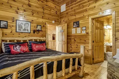 ERN854 - Wagon Wheel Lodge 46