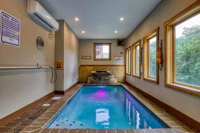 Sweet Feet Retreat indoor pool