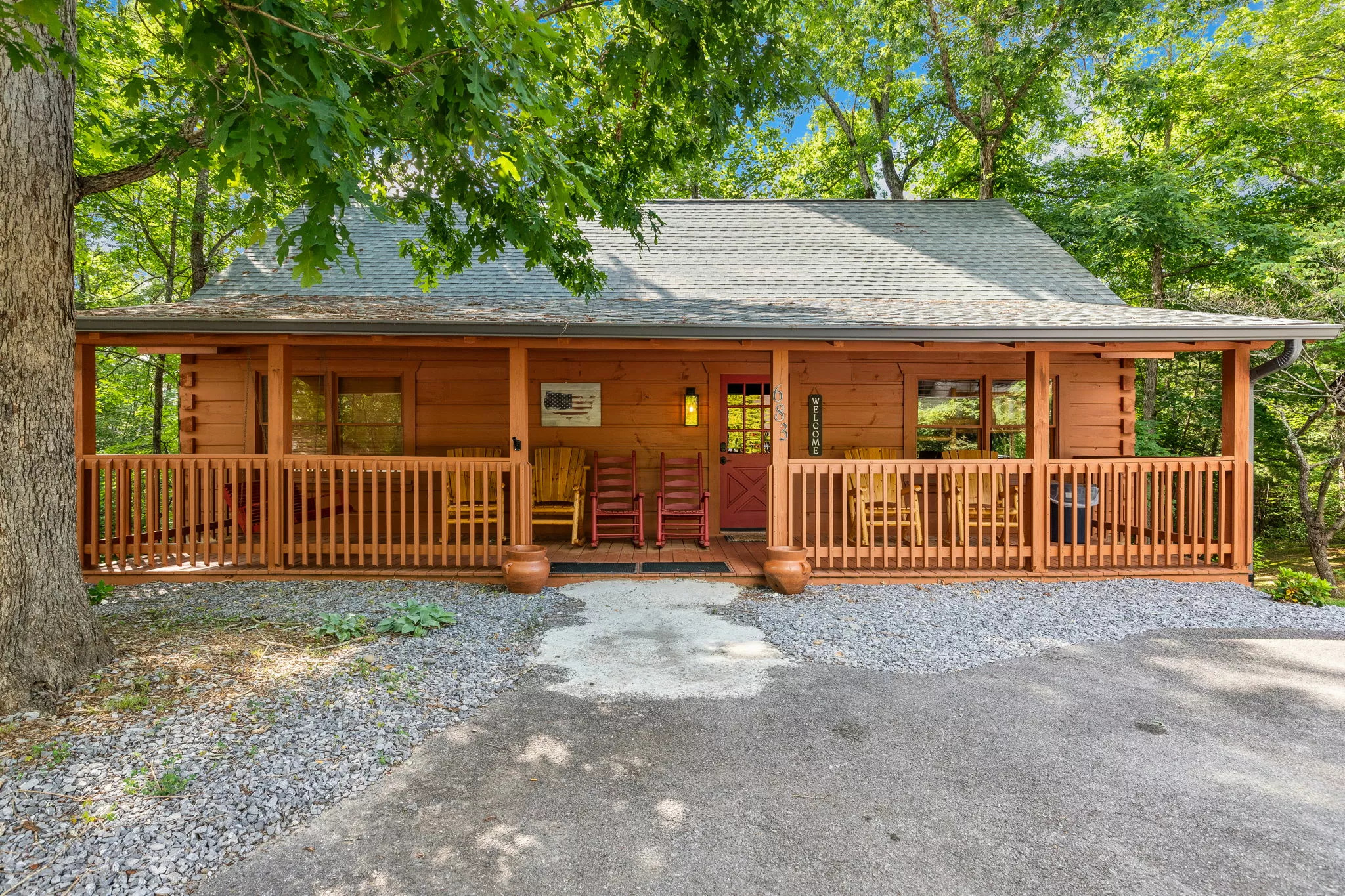 Pigeon Forge Cabins - ER76 - Bear Tracks - 2 Bedroom