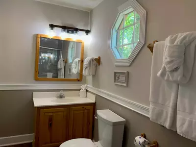 ER316 - Black Bear Hideaway 24