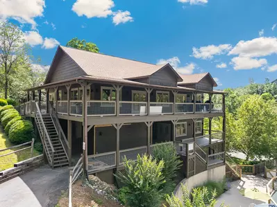 ER316 - Black Bear Hideaway 35