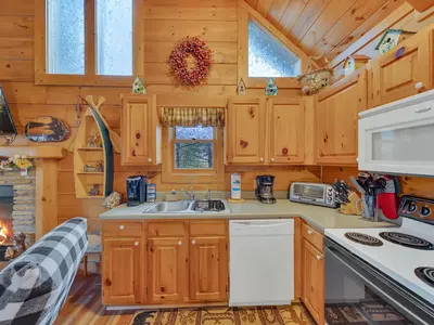 ER107 - Smoky Mountain Charm 12