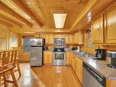 ERN832 - Lakeside Hideaway 13