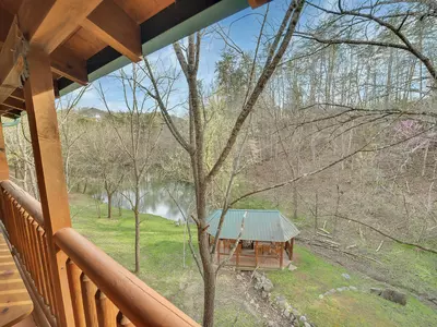 ERN832 - Lakeside Hideaway 17