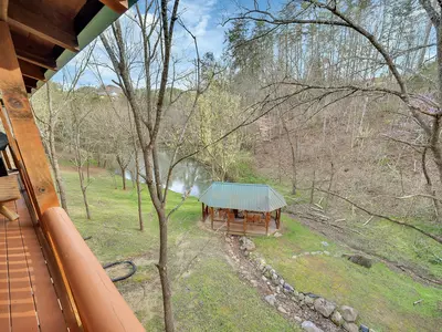 ERN832 - Lakeside Hideaway 18