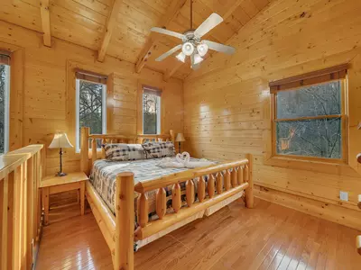 ERN832 - Lakeside Hideaway 24
