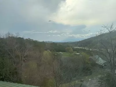 ERN863 - Mountain Top 37