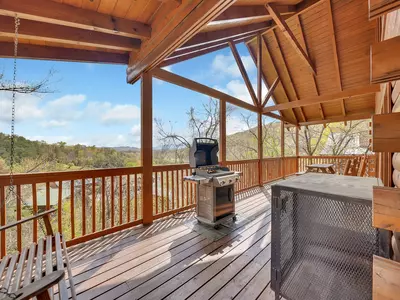ERN860 - Cozy Bear Overlook 13