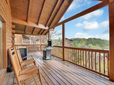 ERN860 - Cozy Bear Overlook 12