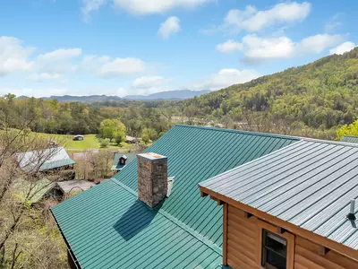 ERN860 - Cozy Bear Overlook 45