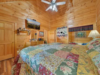 ER107 - Smoky Mountain Charm 22