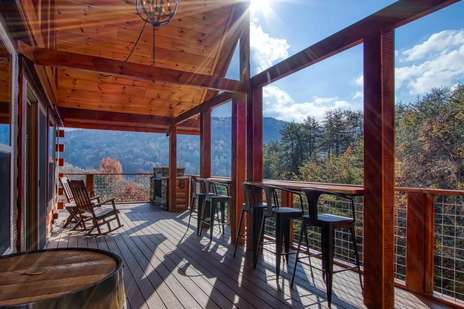 Eagles Ridge cabin deck