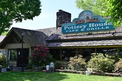pottery house cafe is one of the best places to eat lunch in Pigeon Forge TN