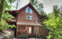 lockers mountain hideaway is one our best 2 bedroom cabins in Pigeon Forge TN