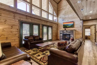 splashin chalet is one of our large cabins in Pigeon Forge