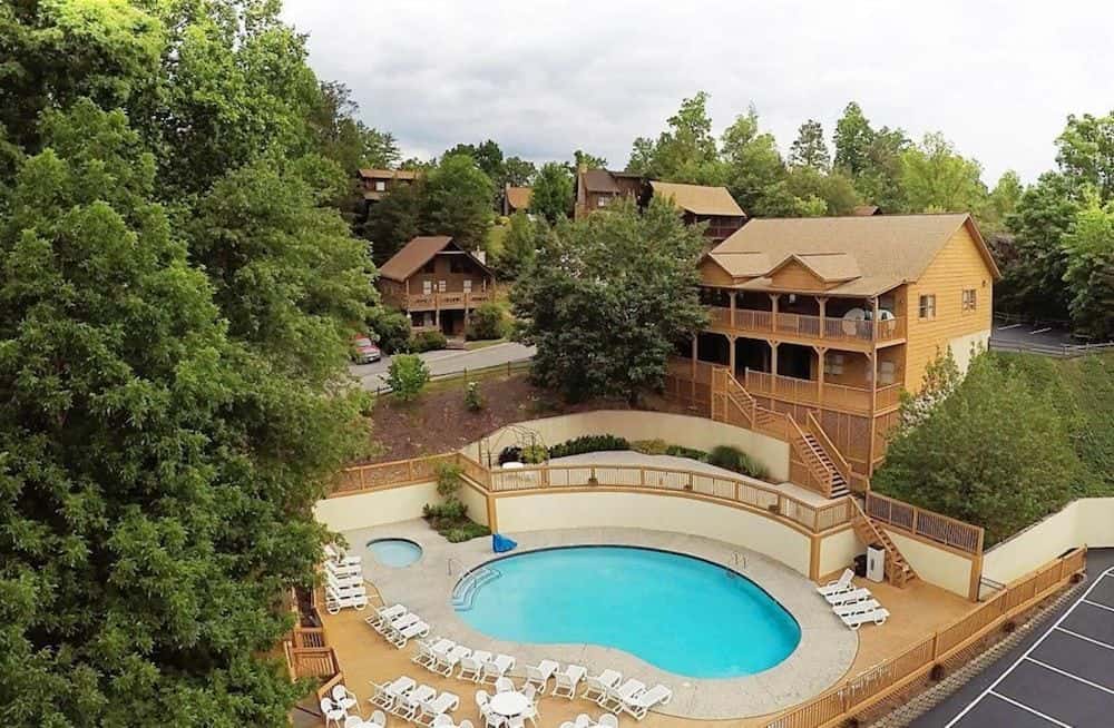 The swimming pool at Eagles Ridge Resort, a 6 bedroom cabin in Pigeon Forge.