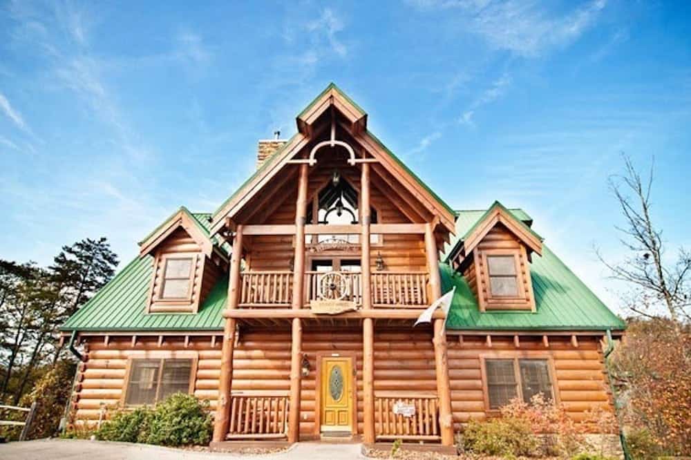 Wagon Wheel large cabin in Pigeon Forge
