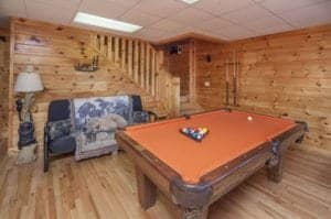 pool table in Pigeon Forge cabin