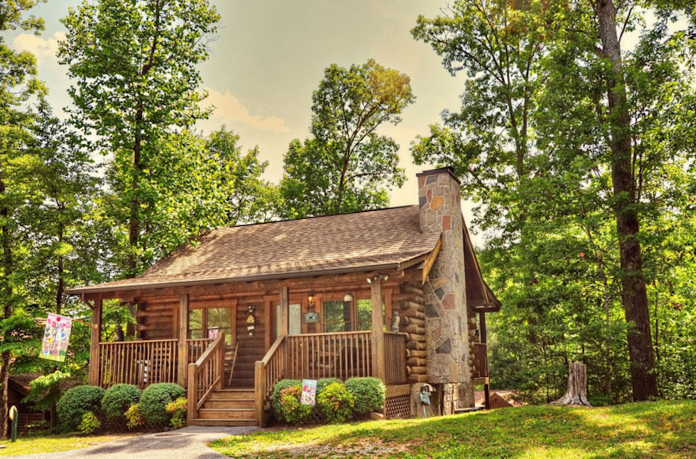 eagles point cabin in pigeon forge