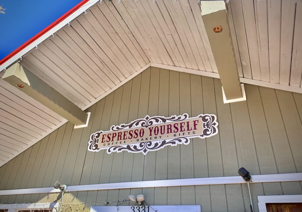 Espresso Yourself coffee shop in Pigeon Forge